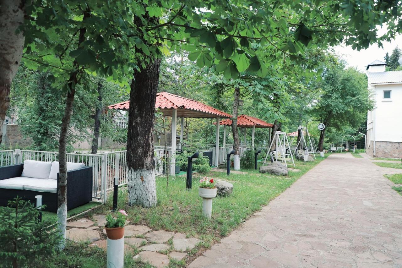 Abastumani Residence Luaran gambar